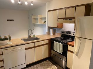 1215 Progress St NW APT J, Blacksburg, VA
