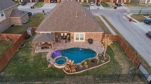 1st image of 2385 Llano Dr