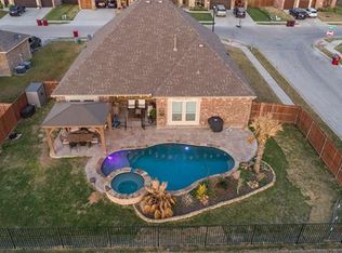 2385 Llano Dr, Royse City, TX 75189