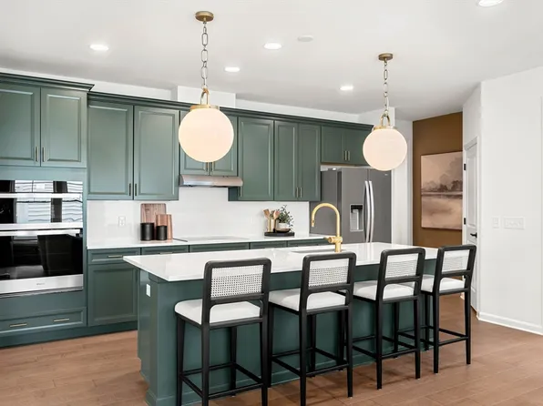 4 Bates Quarry Ln #44, Walpole, MA 02081