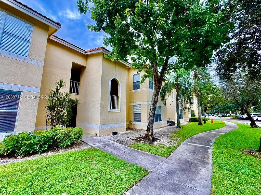 Isles At Lago Mar Condo — Photo 2
