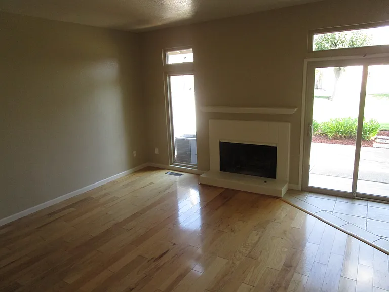 135 Donnas Ln — Photo 7