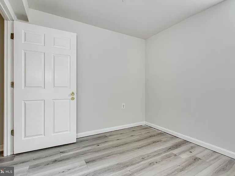 8125 Gray Stone Ln — Photo 40