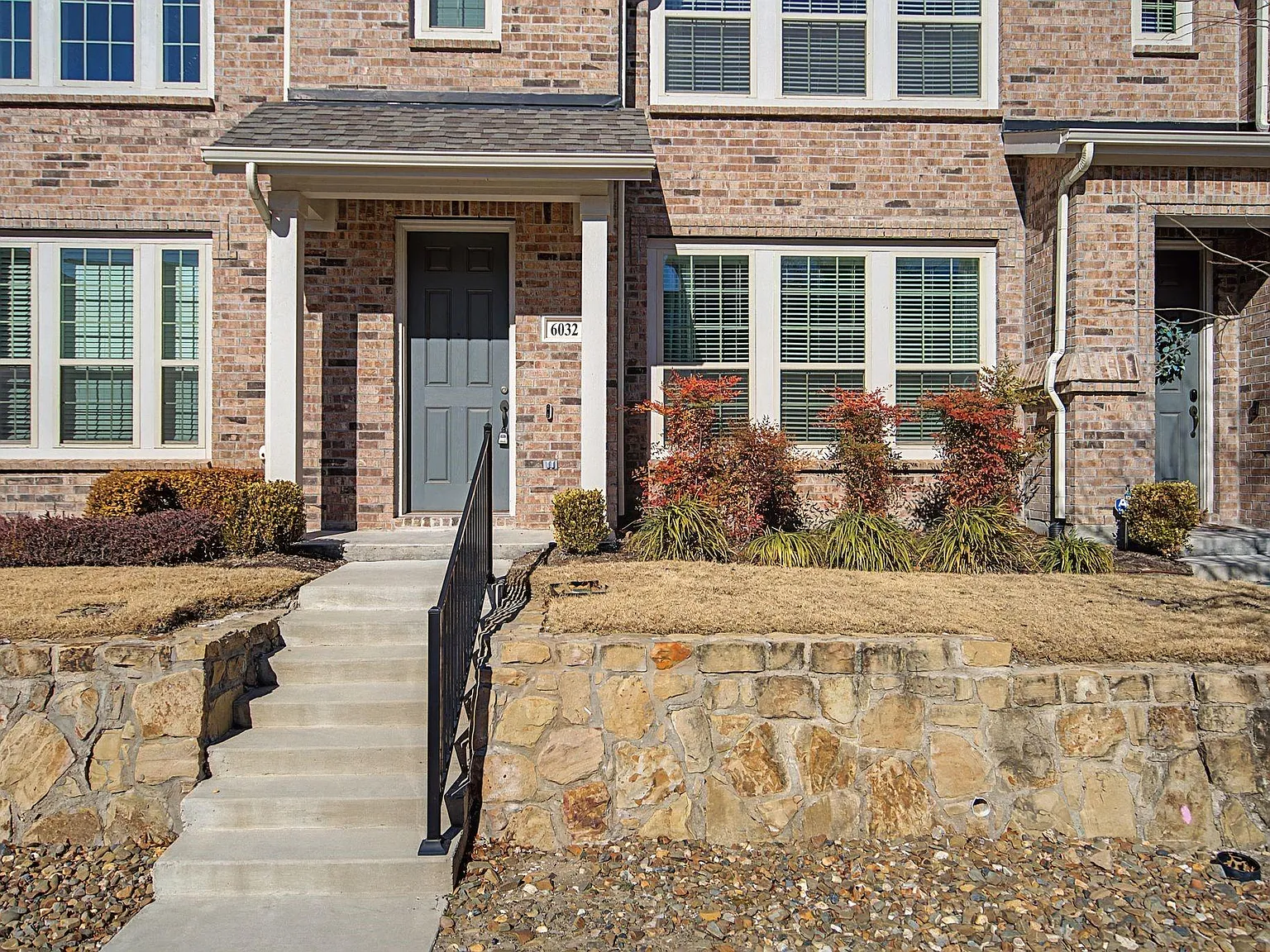 3 bed, 1722 sqft, $2,400 — Photo 4