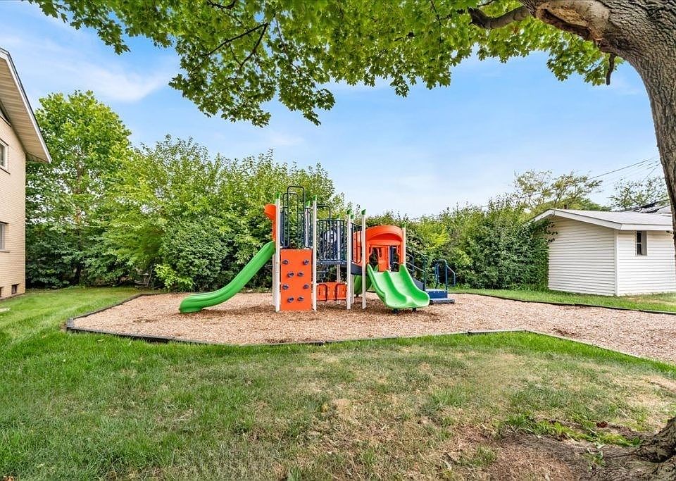 25026 E Rue Versailles Dr # 25085-b, photo 8