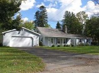 506 Sawyer St, East Tawas, MI 48730