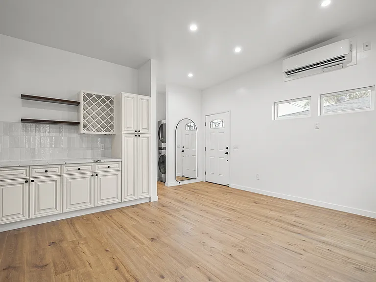 8333 Gonzaga Ave — Photo 7