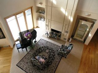 W290S5323 Ridgefield Rd, Waukesha, WI 53189