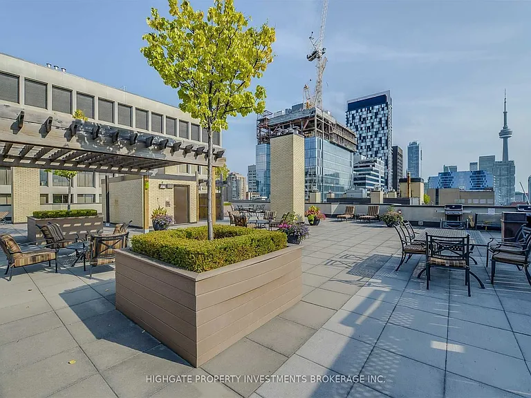 195 Saint Patrick St #901B — Photo 29