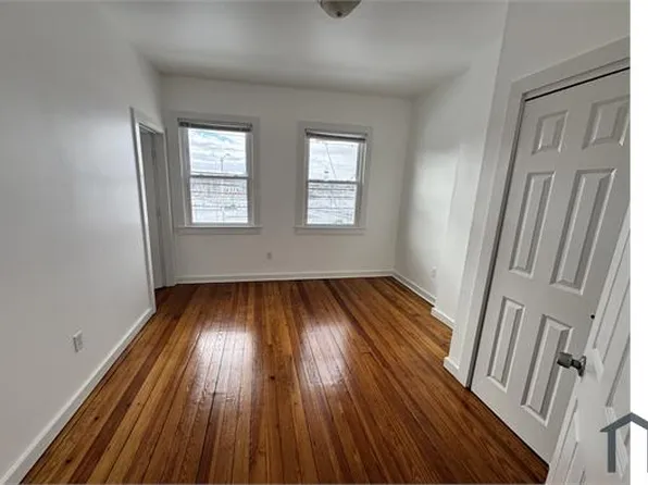 340 Bond St #342, Bridgeport, CT 06610