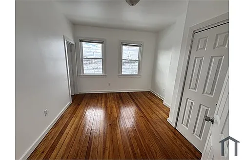 340 Bond St #342 Photo 1
