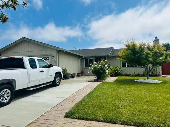 716 Saint Helen Way, Salinas, CA 93905