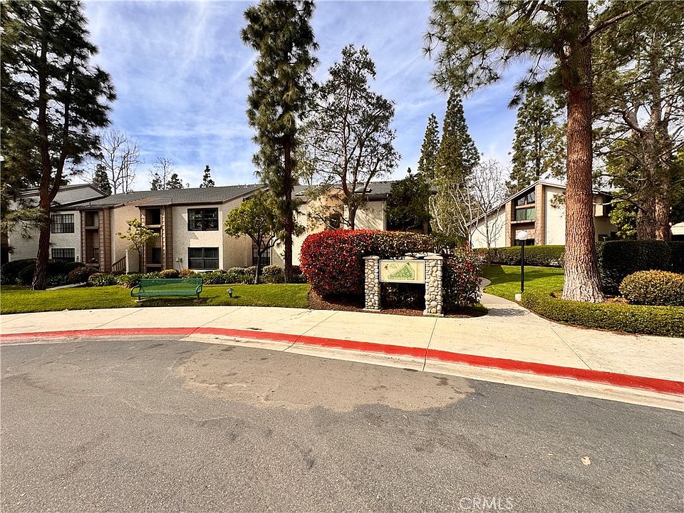 1st image of 26701 Quail Crk APT 11