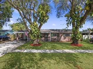 2462 Sherwood Forest Blvd, West Palm Beach, FL 33415