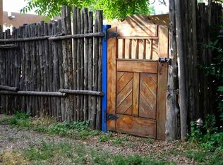 646 Chavez Pl #B, Santa Fe, NM 87505