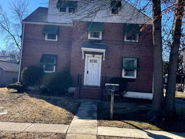 16 Sanford Ave, Catonsville, MD 21228