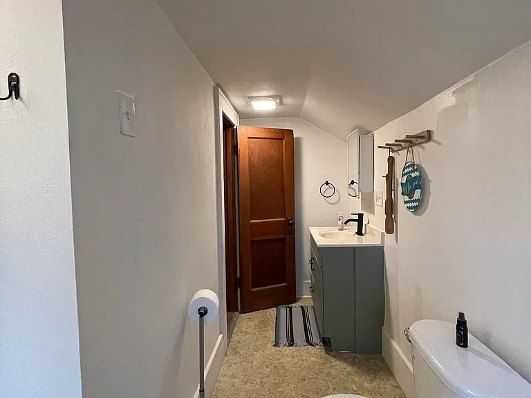 320 Wilson Ave — Photo 30
