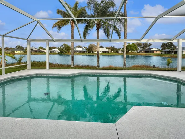 5204 Feather Creek Drive, Fort Pierce, FL 34951