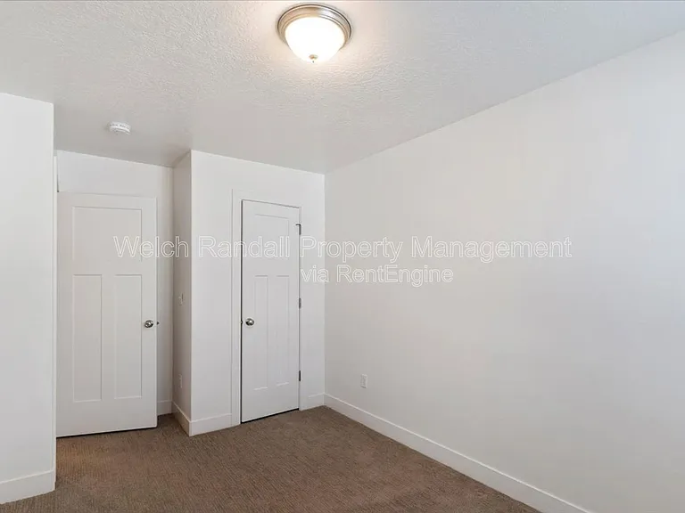 1173 W Shady Brook Ln #11 — Photo 13