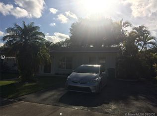18002 SW 89th Ct, Palmetto Bay, FL 33157