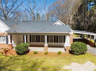 208 W Pleasant Valley Rd, Good Hope, GA 30641