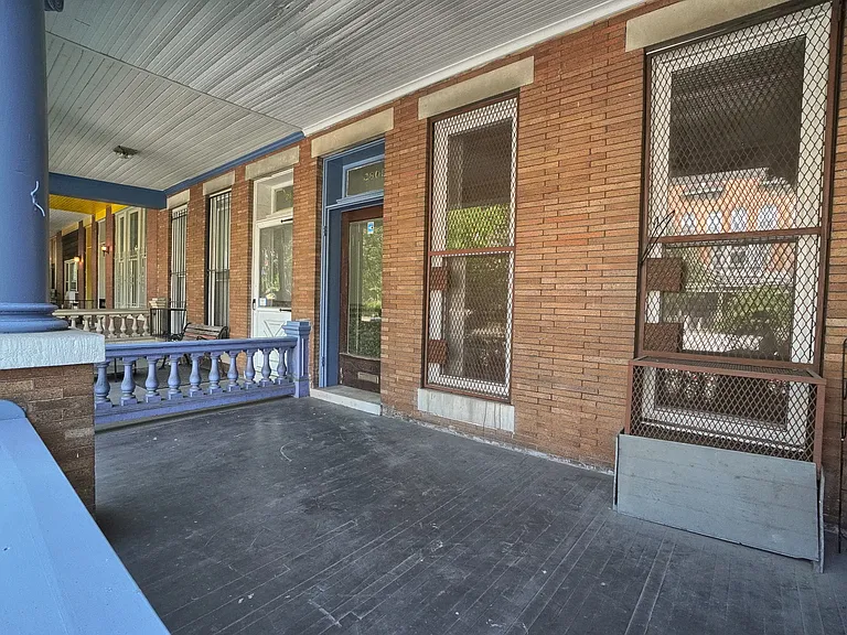 2809 N Calvert St — Photo 13