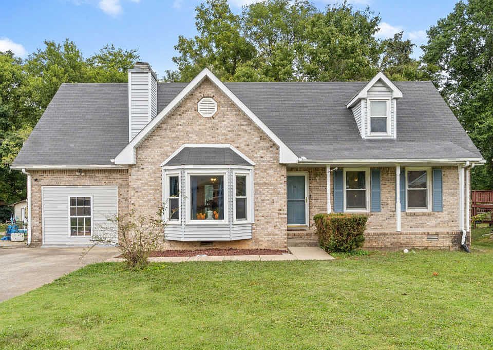 1st image of 719 Cayce Dr