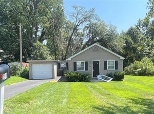 250 Elbring Dr, Saint Louis, MO