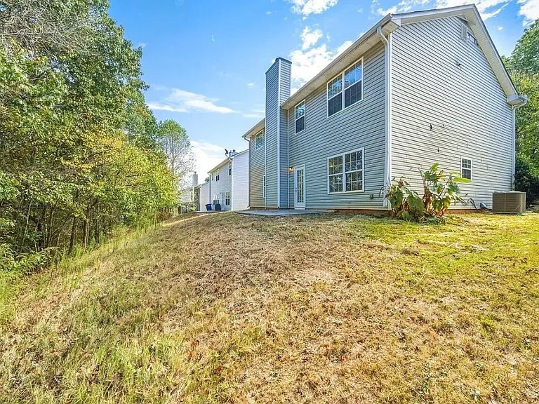4750 Ferncrest Pl — Photo 32