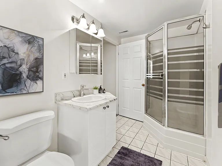 283 Bristol St — Photo 8