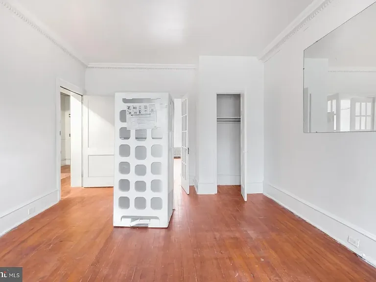 6500 Lincoln Drive — Photo 1
