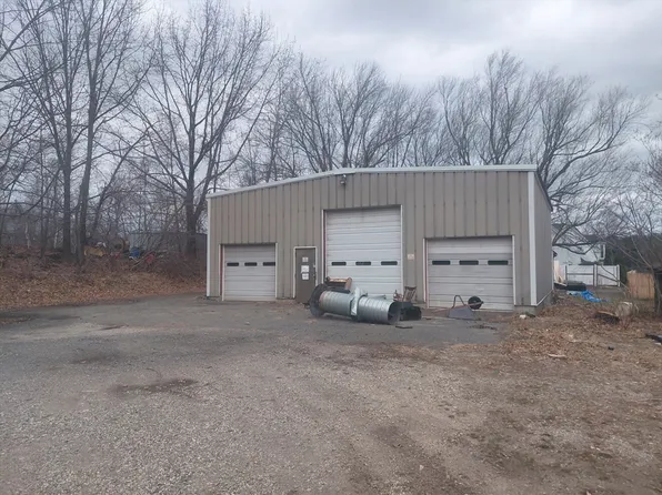 46 Gile St, Haverhill, MA 01830