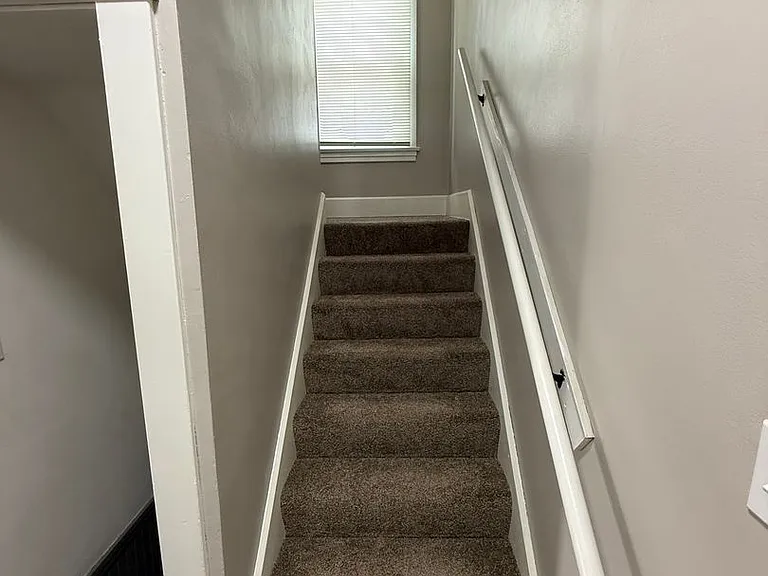 21 S Dunlap Ave — Photo 10