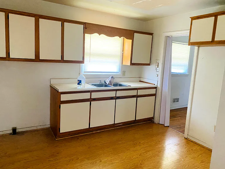4030 Wyoming Ave NW — Photo 6