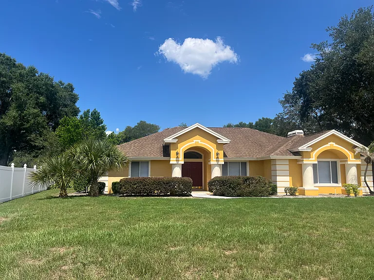 2052 Windwood Ln — Photo 1
