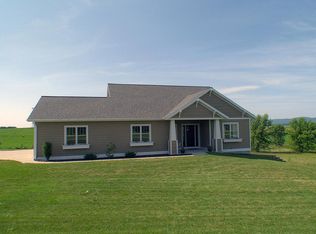 W8005 August Ave, Holmen, WI 54636