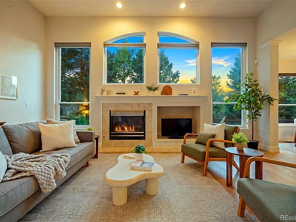 2nd image of 9753 Carr Circle