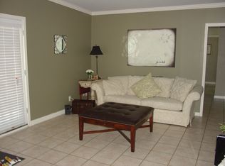 9547 Fairdale Ln, Houston, TX 77063