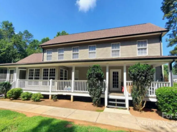 8842 Shepherd Ct, Connelly Springs, NC 28612