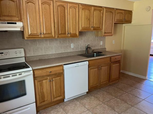80C Troy Dr