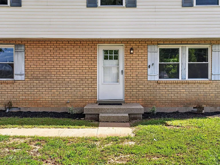 444 Appleton Dr — Photo 4