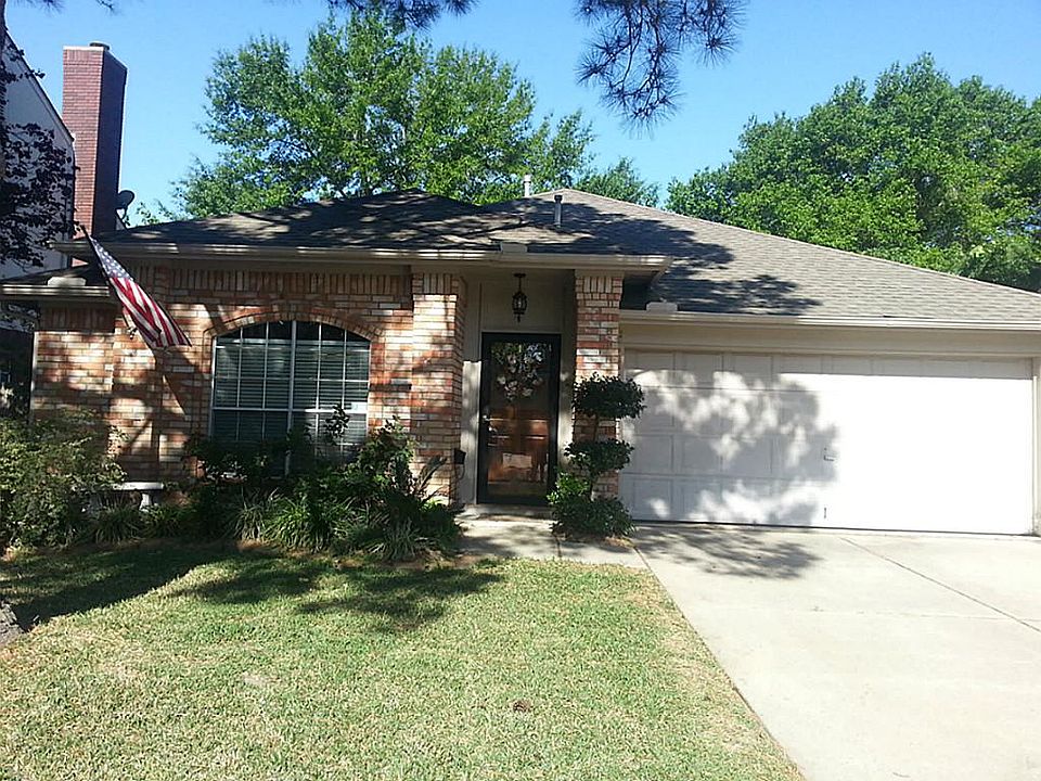 1st image of 16102 Lakestone Dr