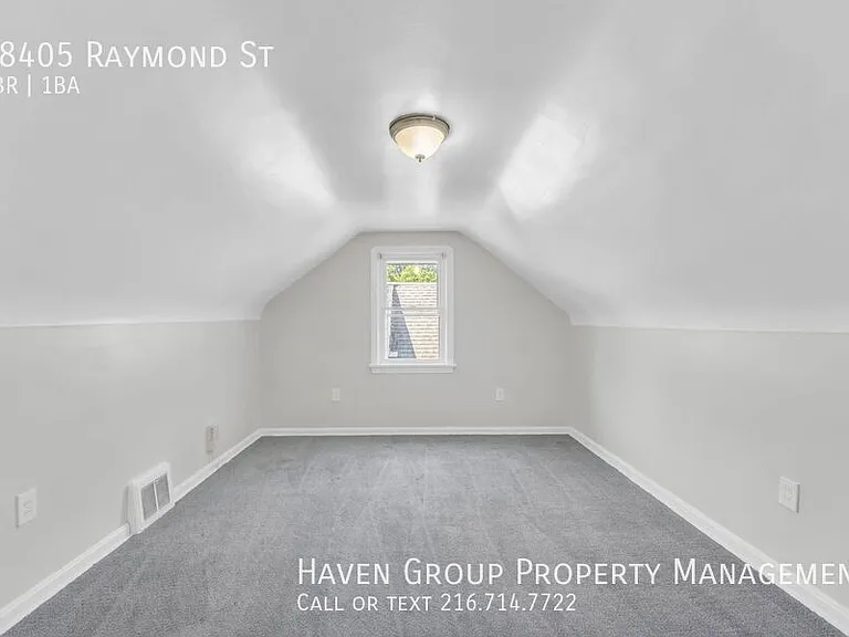 18405 Raymond St — Photo 16