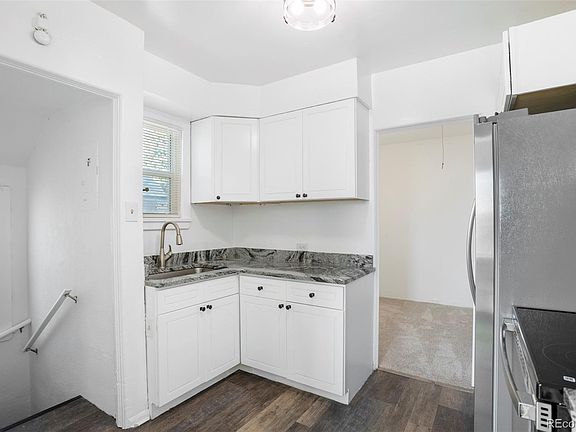 4th image of 3407 W Dakota Avenue