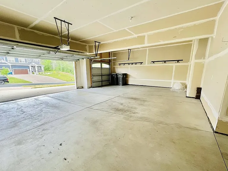 16499 Beverly Dr — Photo 43