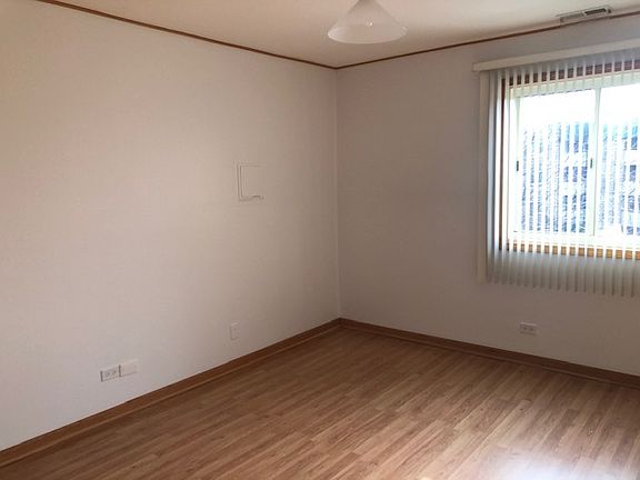 5th image of 660 Perrie Dr APT 304