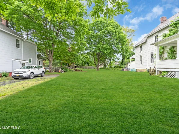 27 Union Avenue, Freehold, NJ 07728