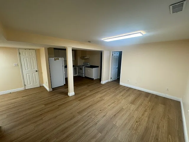 182 Lynnbrook Crescent Waterloo — Photo 4