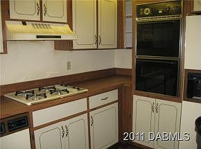 4th image of 830 N Kottle Cir