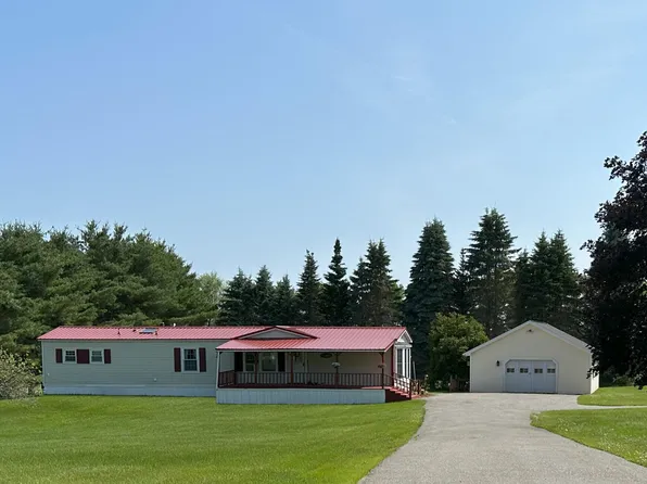 65 Erskine Road, Windsor, ME 04363